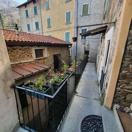Casa Del Viandante Di בלאנו