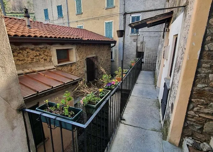 Casa Del Viandante Di Bellano